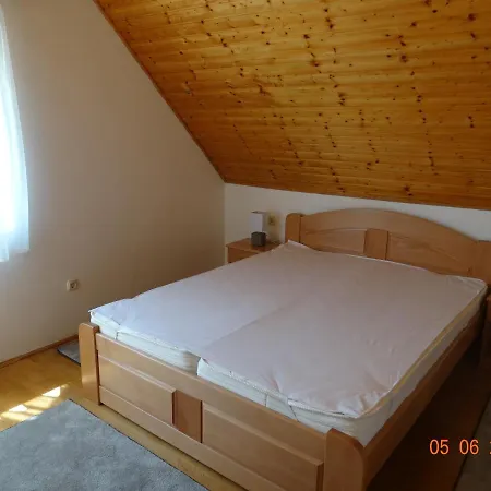 Gyoeroek Vendeghaz * Balatongyörök