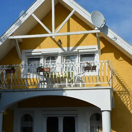 Guest house Gyoeroek Vendeghaz *